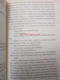 Pyhiesi yhteyteen