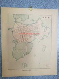 Kotka asemakaavakartta 1897, kiinnitetty kartongille, ripustuslenkki valmiina alunperin