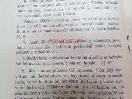 Valtionrautatiet (Kaikille) Sairaan- ja terveydenhoidon ohjesääntö 1928 Statsjärnvägarna (För alla) Reglemente för sjuk- och hälsovården