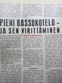 Tekniikan Maailma 1962 nr 1 -mm. Pieni Bassokotelo ja sen virittäminen, Citroen Ami6 koeajossa, Muovivene sukkamenetelmä, Autojen keskitysleiri, Mikä filmi on