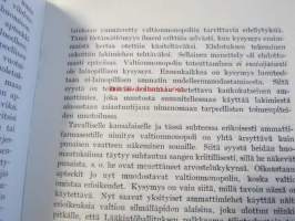 Apteekkilaitoksen tulevan kehityksen suuntaviivoja