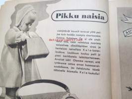 Kotiliesi 1945 nr 23, sis. mm. seur. artikkelit / kuvat / mainokset; Kansikuva sommitellut Doris Bengström, Mänttä paperinenäliinoja, Miten saataisiin