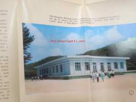 Guide to Ponghwa, a historic Site of Revolution -Pohjois-Korealaisen historiallisen vallankumouspaikan opas, englanninkielinen