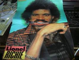 Lionel Richie-minijuliste