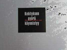Kivireen vetäjä - Suomen teollisuuden toimihenkilöiden liitto 1917-1967 sis. Lauri Hyppösen nimikirjoituksen