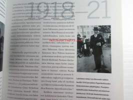 Paperia maailmalle. Suomen Paperitehtaitten Yhdistys - Finnpap 1918-1996