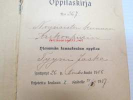 Oppilaskirja nr 367 Nousiaisten kunnan Kirkonpiirin Ylemmän kansakoulun oppilas Tyyni Jaska, kirjoitettu kouluun I osastolle 20.8.1917