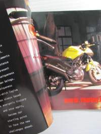 Cagiva 2002  - Moottoripyörämallisto myyntiesite