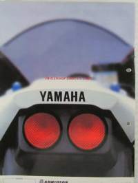 Yamaha 1998 - Moottoripyörämallisto myyntiesite