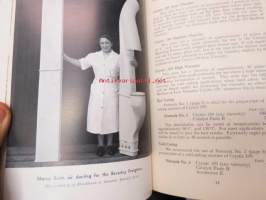 Polyester Handbook 1957 -muovin / lasikuidun voittolulun alkutaipaleen kirja, jossa selostetaan teknisiä ominaisuuksia, työstettävyyttä, muotoilua jne.,