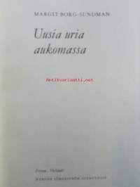 Uusia uria aukomassa