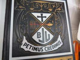 Bob Jones University 1961 Vintage &quot;Petimus credimus&quot; -amerikkalaisen, voimakkaasti uskonnollissävytteisen, yliopiston vuosikirja - chi kappa delta sophomores