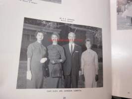 Bob Jones University 1961 Vintage &quot;Petimus credimus&quot; -amerikkalaisen, voimakkaasti uskonnollissävytteisen, yliopiston vuosikirja - chi kappa delta sophomores