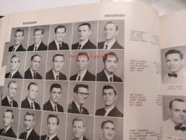Bob Jones University 1961 Vintage &quot;Petimus credimus&quot; -amerikkalaisen, voimakkaasti uskonnollissävytteisen, yliopiston vuosikirja - chi kappa delta sophomores