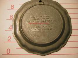 metallilautanen