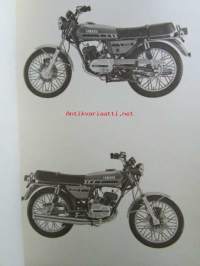 Yamaha parts list model RS125 (&#039;77)(type 2A0) for Europe - Varaosaluettelo