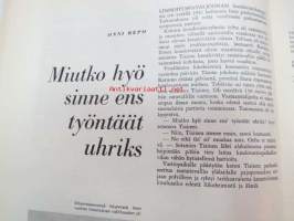 Kansa Taisteli 1961 nr 7 sis. seur. artikkelit; A. Kurenmaa - Kun toimeen tartutaan, Toivo Korhonen - Olkaa uskollisia, Onni Repo - Miutko hyö sinne ens