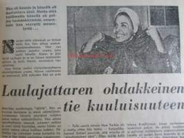Viikonloppu 1954 nr 45, sis. mm. seur. artikkelit / kuvat / mainokset; Vapautettu kuoleman jälkeen, Laulajattaren ohdakkeinen tie kuuluisuuteen, Hänen