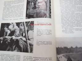 Kansa Taisteli 1962 nr 9 sis. seur. artikkelit; Heikki Virtanen - Entiseen malliin joukkueittain eteenpäin, Hugo Österman, V. Rautiainen - Panssarien
