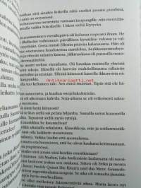 Se lentää vieläkin