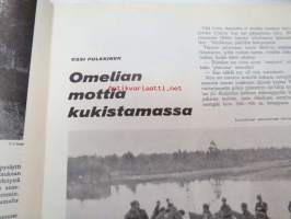 Kansa Taisteli 1965 nr 6 sis. seur. artikkelit; Reino Penttinen - Varusmiesjoukko tulikasteessa, Ossi Pulkkinen - Omelian mottia kukistamassa, Veikko Savolainen -