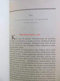 Suomen Marsalkan muistelmat, G. Mannerheimin muistelmien I-II, 260 kuvaa, 30 karttaa, 1 karttaliite ja henkilöhakemisto.