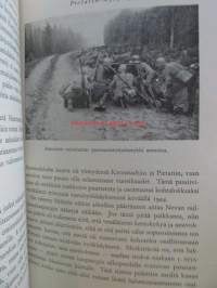 Suomen Marsalkan muistelmat, G. Mannerheimin muistelmien I-II, 260 kuvaa, 30 karttaa, 1 karttaliite ja henkilöhakemisto.