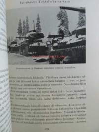 Suomen Marsalkan muistelmat, G. Mannerheimin muistelmien I-II, 260 kuvaa, 30 karttaa, 1 karttaliite ja henkilöhakemisto.