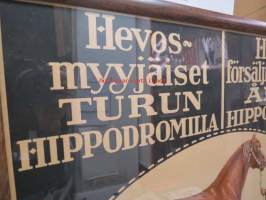 Hevosmyyjäiset Turun Hippodromilla 1914-1915 -kehystetty, alkuperäinen juliste
