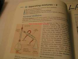 GCSE CHEMISTRY CLASSBOOK