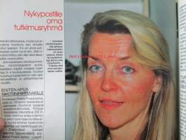 Nykyposti 1993 nr 4, sis. mm. seur. artikkelit / kuvat / mainokset; Merja Varvikko &quot;Lasten rakkaus antaa lisää voimia&quot;, Taksimies yritti raiskata Marko Björsin,