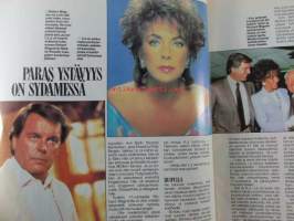 Me Naiset 1986 nr 47, sis. mm. seur. artikkelit / kuvat / mainokset; Hannele Lauri komedienne ja tosikko, Rika Zarai menestyskirjailija, Liz Taylorin paras ystävä