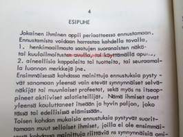 Ennustamisen oppikirja - Pekka Siitoin -tuotantoa, vaaleanpunaiset kannet