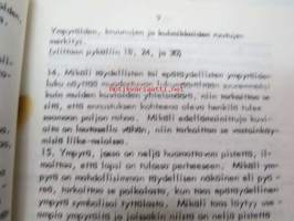 Ennustamisen oppikirja - Pekka Siitoin -tuotantoa, oranssit kannet