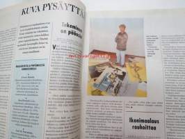 Yhteishyvä Hokki 1992 nr 10 -S-ryhmän asiakaslehti, kansikuva Teemu Selänne