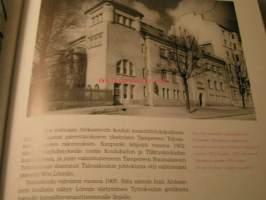 Sadan vuoden urakka. Tampereen talojen rakentajat 1902-2002