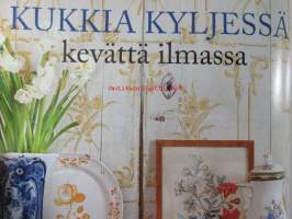 Glorian Antiikki 3/2011 nr 98, eduskuntatalo, Fujiwo Ishimoto, loistava Tullgarn, Helena ja Markku Turpeisen koti Tammisaaressa