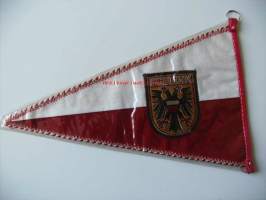 Lubeck    -matkailuviiri   iso