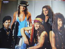 Bon Jovi, Frank Iero, Escape the Fate  -  juliste  54x80 cm, taitettu A4 kokoon toimitus kirjeenä