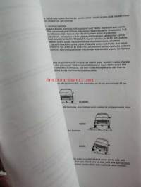 Jeep Grand Cherokee Maastoajo-opas  - ohjeita turvalliseen ja järkevään maastoajoon