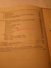 Yhteiskuntaopin oppikirja