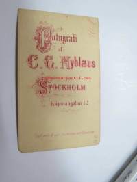 Stockholm, Atelier C. G. Nyblaeus -visiittikorttivalokuva