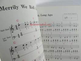 Let&#039;s Play the Yamaha Electone - Textbook for beginners primary course - Nuotteja aloittelijoille