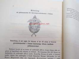 Suomen Kenraalikuvernöörin Kanslian satavuotisen olemassalon muistoksi laaditun riemujuhlamerkin selitys sekä säännöt sen kantamista varten... - Beskrifning