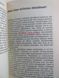 Miksi kissa kehrää ja monta muuta kysymystä kissan elämästä