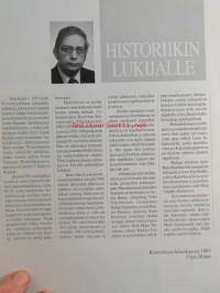 Kouvolan Lyseo 90 vuotta 1903-1993