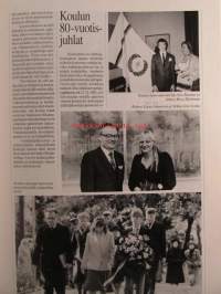 Kouvolan Lyseo 90 vuotta 1903-1993