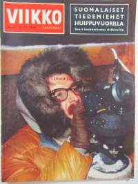Viikko Sanomat 1958 nr 47, sis. mm. seur. artikkelit / kuvat / mainokset; Anita Ekbergin skandaali roomassa, Berliinin itävyöhykkeen pakolaiset Valkean tyhjyyden