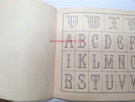 Buchstaben für Stickerei nr 40 -kirjainten kirjailumalleja