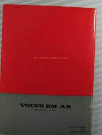 Volvo BM Traktori T 700 - käyttöohjekirja